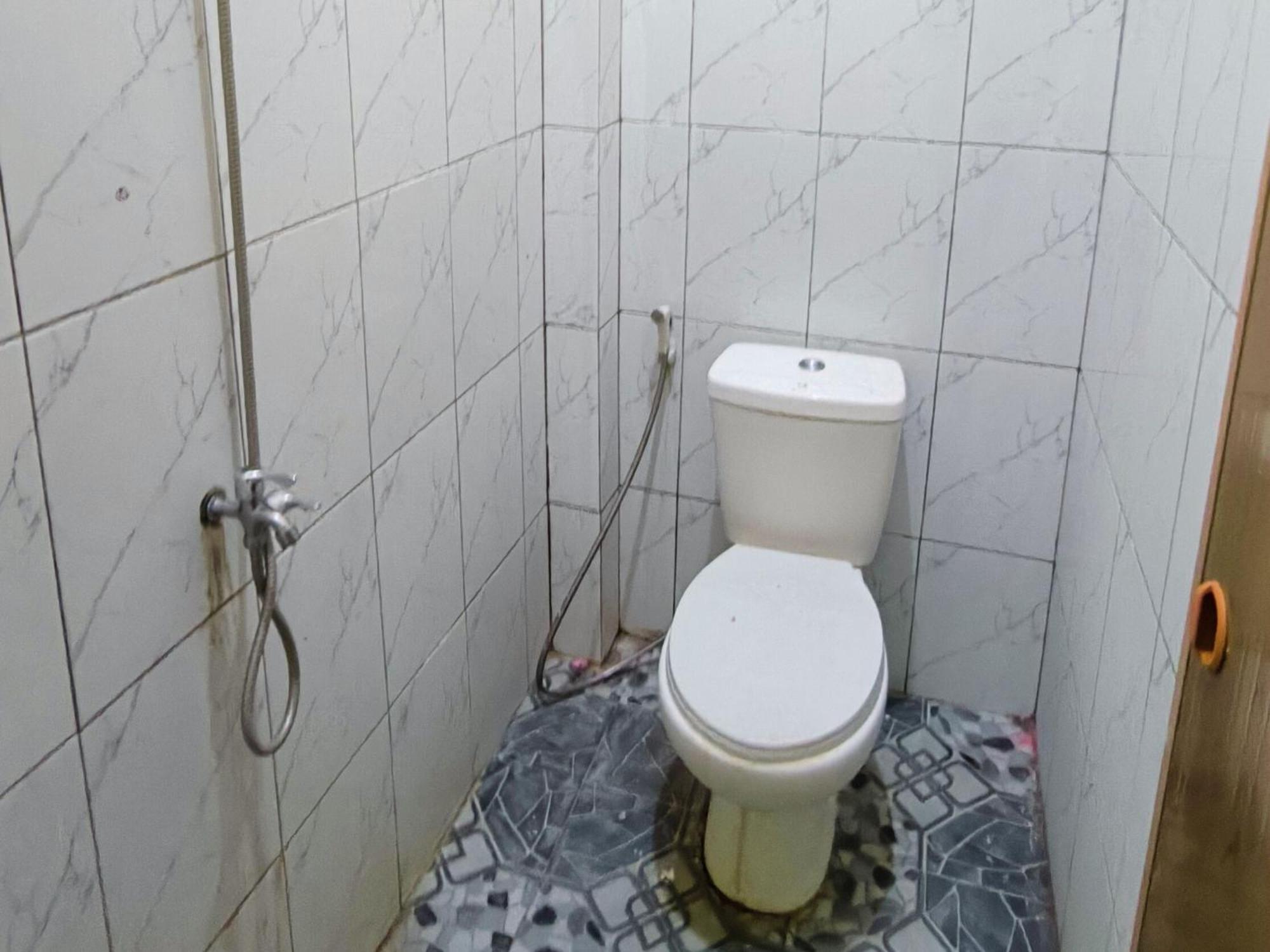 Surakarta  Nn Guesthouse מראה חיצוני תמונה