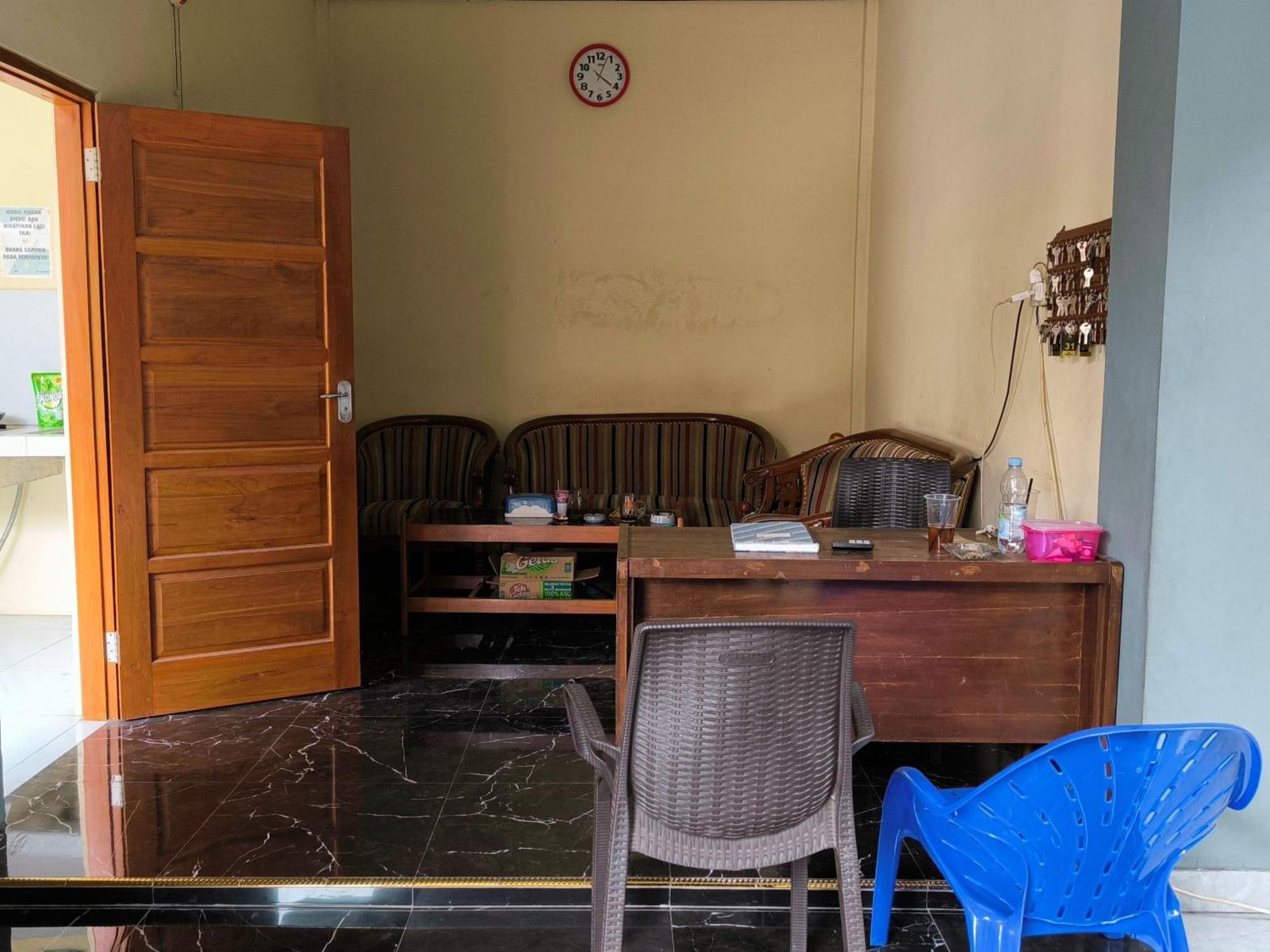 Surakarta  Nn Guesthouse מראה חיצוני תמונה